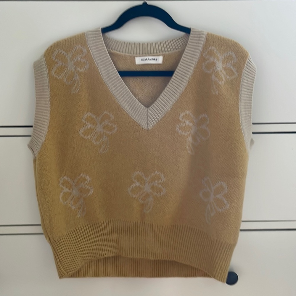 Yellow Flower Print Sweater Vest